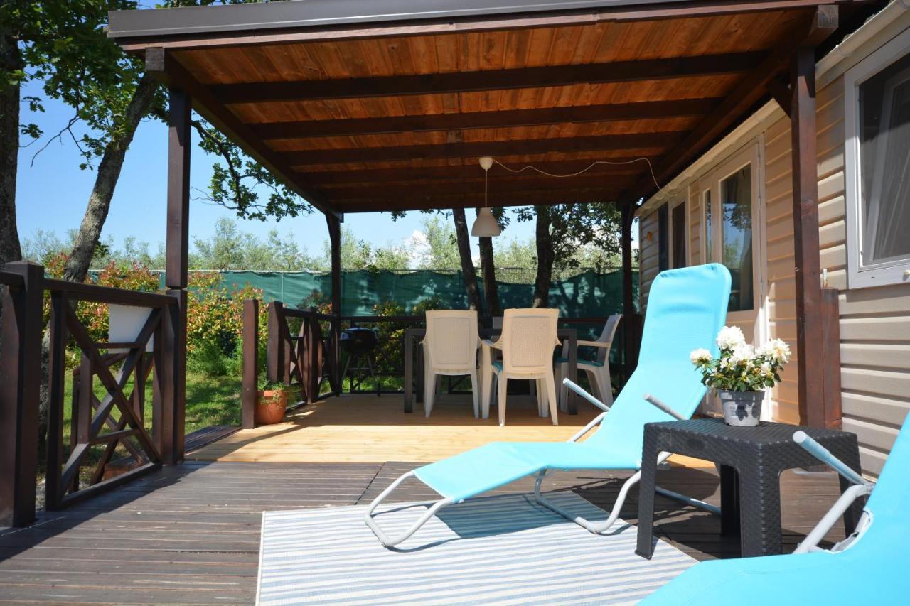 West Coast Mobilhome With Xxl Terrace In Naturist Resort Solaris Fkk Tar-Vabriga Dış mekan fotoğraf
