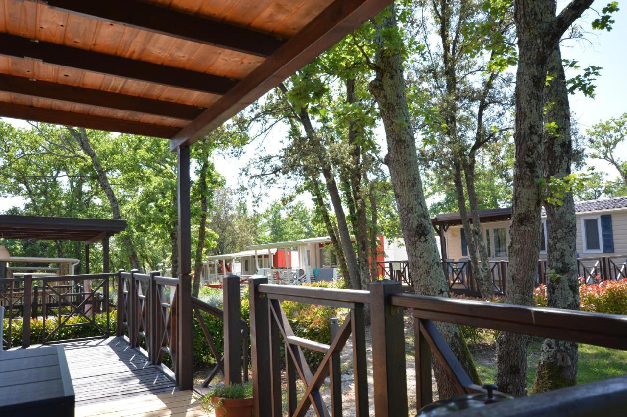 West Coast Mobilhome With Xxl Terrace In Naturist Resort Solaris Fkk Tar-Vabriga Dış mekan fotoğraf